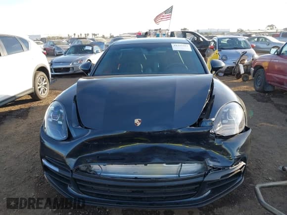 ✅ 2018 Porsche Panamera 4 E-Hybrid • VIN: WP0AE2A73JL127094 • Lot: 41215363. Wystawiony na IAAI z przebiegiem 64 461 mil. Bezpłatny archiwum sprzedaży aukcyjnych z USA i szczegółowy raport historii pojazdu na DreamBid. Zdjęcie 6.