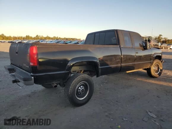 ✅ 1992 GMC Sierra 2500 • VIN: 2GTGK29K5N1524944 • Lot: 75179194. Wystawiony na Copart z przebiegiem 174 844 mil. Bezpłatny archiwum sprzedaży aukcyjnych z USA i szczegółowy raport historii pojazdu na DreamBid. Zdjęcie 3.