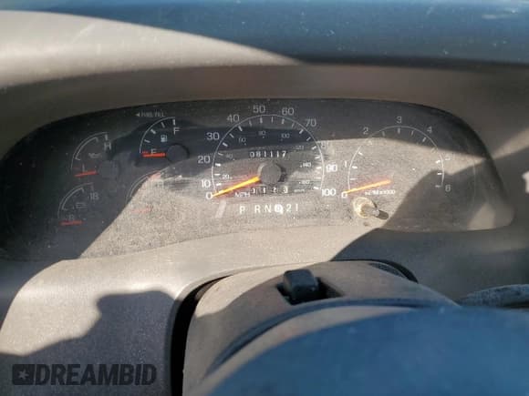 ✅ 2001 Ford F-350 XL • VIN: 1FTSF31L91EB39274 • Lot: 82764964. Wystawiony na Copart z przebiegiem 81 117 mil. Bezpłatny archiwum sprzedaży aukcyjnych z USA i szczegółowy raport historii pojazdu na DreamBid. Zdjęcie 9.