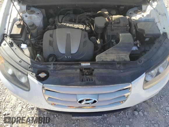 ✅ 2012 Hyundai Santa Fe Limited • VIN: 5XYZK4AG4CG136330 • Lot: 74472644. Listed on Copart with 99,014 mi. Free auction sales archive from the USA and detailed vehicle history report at DreamBid. Image 12.