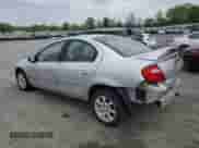 2004 Dodge Neon SXT z VIN 1B3ES56CX4D573731, wystawiony jako Copart lot #54465014 z przebiegiem 101 239 mil mil oraz Szkoda całkowita • Salvage title. Historia ofert i sprzedaży dostępna na DreamBid. Obrazek 2.