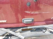 ✅ 2003 Chevrolet Suburban LT • VIN: 1GNEC16Z13J257733 • Lot: 42159861. Wystawiony na IAAI z przebiegiem 254 085 mil. Bezpłatny archiwum sprzedaży aukcyjnych z USA i szczegółowy raport historii pojazdu na DreamBid. Zdjęcie 6.