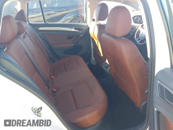 ✅ 2017 Volkswagen Golf S • VIN: 3VWH17AU1HM512348 • Lot: 43617107. Listed on IAAI with 79,960 mi. Free auction sales archive from the USA and detailed vehicle history report at DreamBid. Image 8.