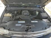 ✅ 2001 Chevrolet Suburban LS • VIN: 3GNEC16T11G283940 • Lot: 52162715. Wystawiony na Copart z przebiegiem 197 628 mil. Bezpłatny archiwum sprzedaży aukcyjnych z USA i szczegółowy raport historii pojazdu na DreamBid. Zdjęcie 11.