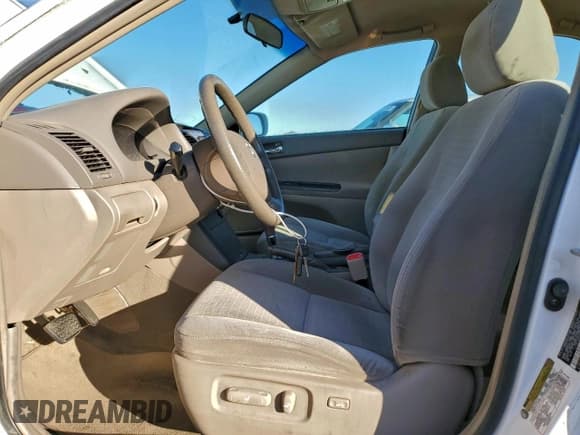 ✅ 2006 Toyota Camry LE • VIN: 4T1BE32K76U706437 • Lot: 93868095. Listed on Copart with 153,643 mi. Free auction sales archive from the USA and detailed vehicle history report at DreamBid. Image 7.