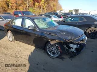 ✅ 2015 BMW 3 Series 335i xDrive • VIN: WBA3B9G58FNR92894 • Lot: 40661818. Wystawiony na IAAI z przebiegiem 103 706 mil. Bezpłatny archiwum sprzedaży aukcyjnych z USA i szczegółowy raport historii pojazdu na DreamBid. Zdjęcie 1.