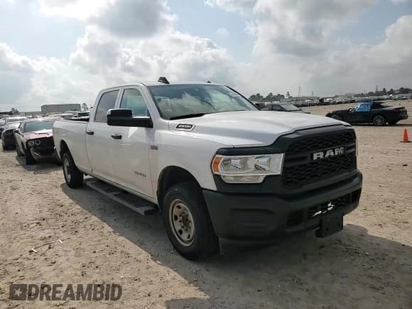 ✅ 2021 Ram 2500 Tradesman • VIN: 3C6UR4HJ6MG501060 • Lot: 54185045. Listed on Copart with 42,719 mi. Free auction sales archive from the USA and detailed vehicle history report at DreamBid. Image 13.