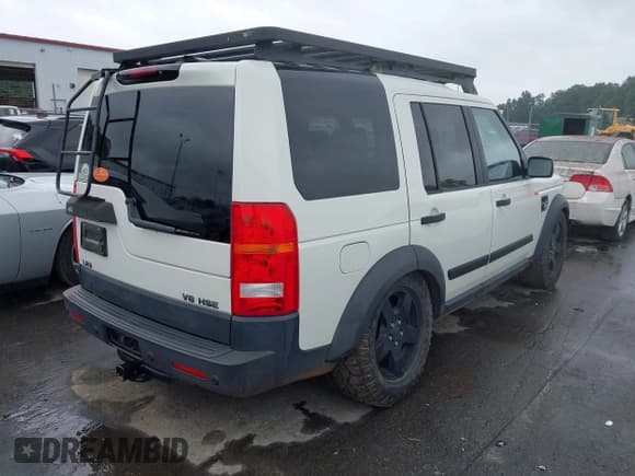 ✅ 2006 Land Rover LR3 HSE • VIN: SALAG25476A398892 • Лот: 42941061. Опубликован ранее на IAAI с пробегом 177 417 миль. Бесплатный доступ к архиву аукционных продаж из США и подробный отчёт об истории автомобиля на DreamBid. Изображение 4.