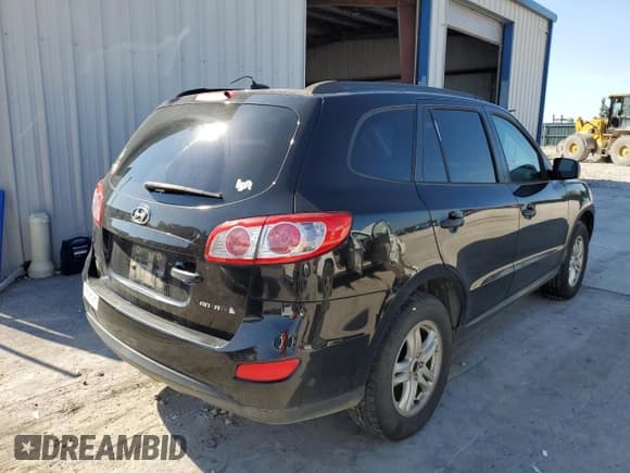 ✅ 2011 Hyundai Santa Fe GLS • VIN: 5XYZG3AB6BG006760 • Lot: 64159053. Listed on Copart with 224,771 mi. Free auction sales archive from the USA and detailed vehicle history report at DreamBid. Image 3.