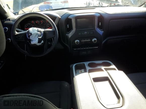 ✅ 2021 GMC Sierra 1500 • VIN: 1GTU9AEF4MZ305836 • Lot: 87507775. Wystawiony na Copart z przebiegiem 56 126 mil. Bezpłatny archiwum sprzedaży aukcyjnych z USA i szczegółowy raport historii pojazdu na DreamBid. Zdjęcie 8.