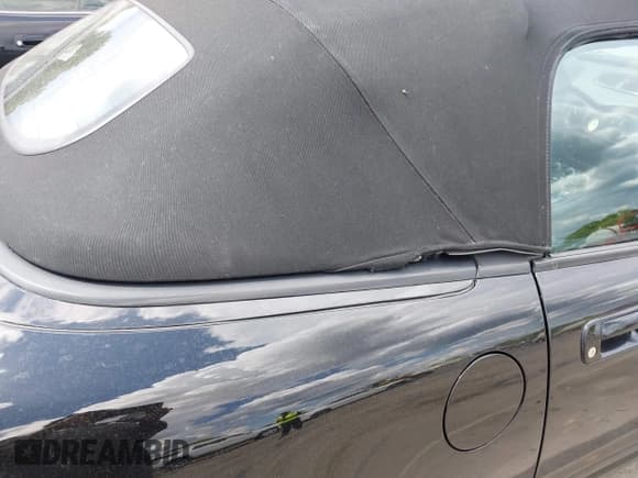 ✅ 2004 Maserati Spyder • VIN: ZAMBB18A640011530 • Лот: 42167264. Опубликован ранее на IAAI с пробегом 73 817 миль. Бесплатный доступ к архиву аукционных продаж из США и подробный отчёт об истории автомобиля на DreamBid. Изображение 6.