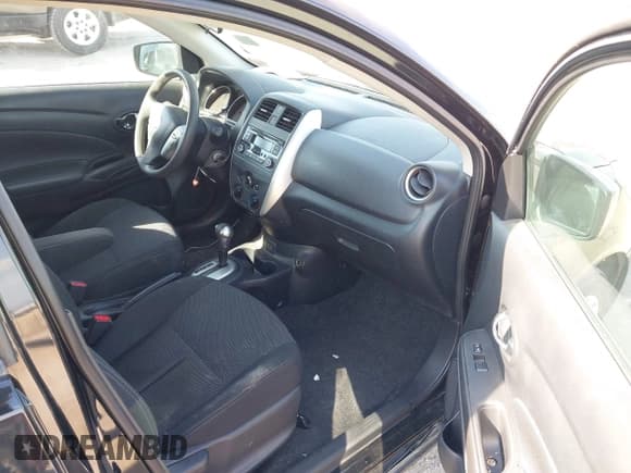 ✅ 2018 Nissan Versa SV • VIN: 3N1CN7AP9JL872557 • Lot: 43017704. Listed on IAAI with 78,678 mi. Free auction sales archive from the USA and detailed vehicle history report at DreamBid. Image 5.