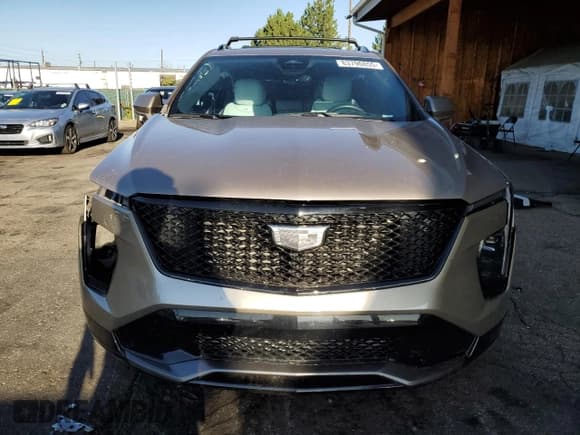 ✅ 2024 Cadillac XT4 AWD Sport • VIN: 1GYFZFR40RF148940 • Lot: 63796855. Wystawiony na Copart z przebiegiem Nie podano. Bezpłatny archiwum sprzedaży aukcyjnych z USA i szczegółowy raport historii pojazdu na DreamBid. Zdjęcie 5.