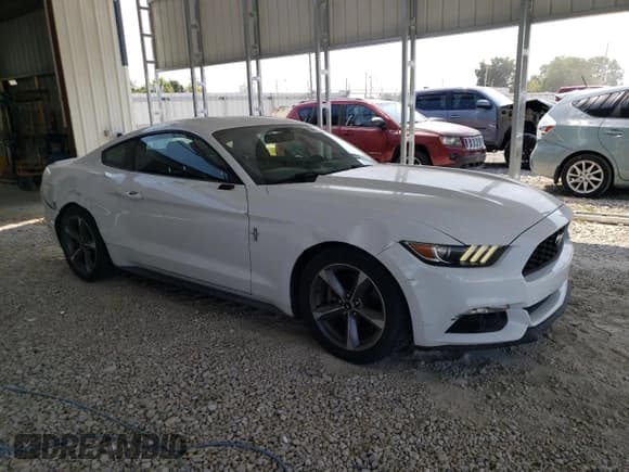 ✅ 2016 Ford Mustang V6 • VIN: 1FA6P8AM1G5224001 • Lot: 80468425. Listed on Copart with 92,429 mi. Free auction sales archive from the USA and detailed vehicle history report at DreamBid. Image 4.