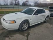 ✅ 2000 Ford Mustang • VIN: 1FAFP404XYF242390 • Lot: 92295535. Listed on Copart with 35,159 mi. Free auction sales archive from the USA and detailed vehicle history report at DreamBid. Image 1.