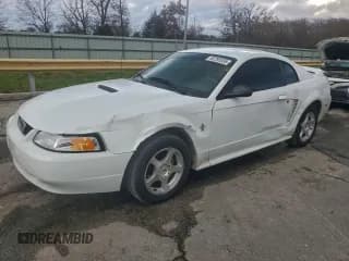 ✅ 2000 Ford Mustang • VIN: 1FAFP404XYF242390 • Lot: 92295535. Wystawiony na Copart z przebiegiem 35 159 mil. Bezpłatny archiwum sprzedaży aukcyjnych z USA i szczegółowy raport historii pojazdu na DreamBid. Zdjęcie 1.