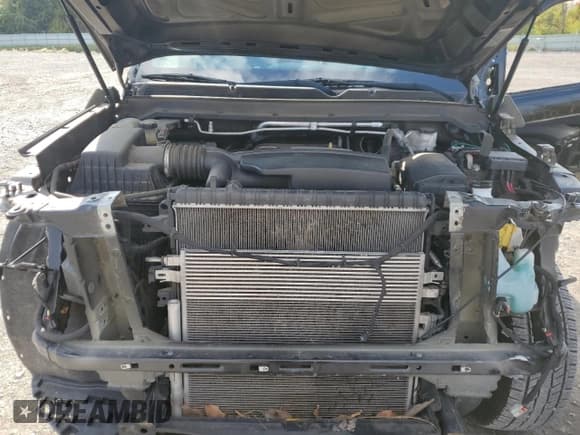 ✅ 2020 Chevrolet Colorado 4WD Work Truck • VIN: 1GCHTBEAXL1240498 • Lot: 83951355. Wystawiony na Copart z przebiegiem 99 997 mil. Bezpłatny archiwum sprzedaży aukcyjnych z USA i szczegółowy raport historii pojazdu na DreamBid. Zdjęcie 11.