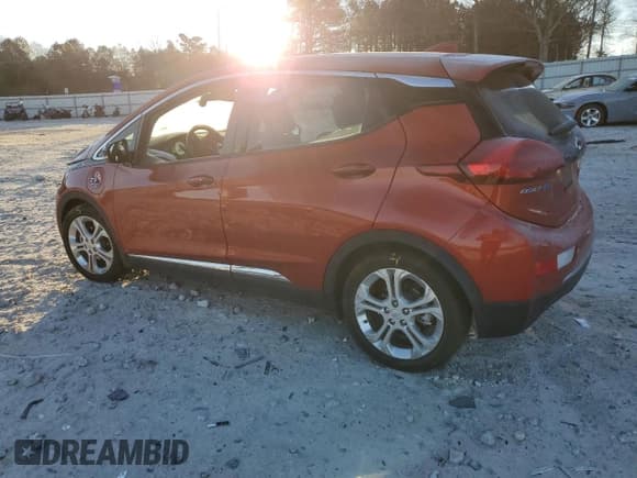 ✅ 2021 Chevrolet Bolt EV LT • VIN: 1G1FY6S05M4107426 • Lot: 86018754. Wystawiony na Copart z przebiegiem 25 871 mil. Bezpłatny archiwum sprzedaży aukcyjnych z USA i szczegółowy raport historii pojazdu na DreamBid. Zdjęcie 2.
