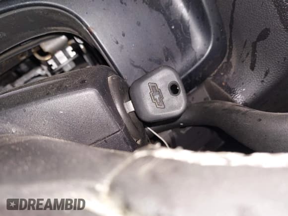 ✅ 2015 Chevrolet Silverado 1500 LT • VIN: 1GCUKREC1FF205285 • Lot: 42477997. Listed on IAAI with 244,829 mi. Free auction sales archive from the USA and detailed vehicle history report at DreamBid. Image 11.