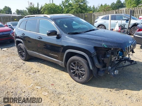 ✅ 2019 Jeep Cherokee Latitude Plus • VIN: 1C4PJMLX1KD271575 • Lot: 42896884. Listed on IAAI with 115,751 mi. Free auction sales archive from the USA and detailed vehicle history report at DreamBid. Image 1.