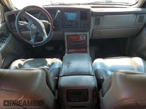 ✅ 2006 Cadillac Escalade EXT • VIN: 3GYEK62N06G120813 • Лот: 62674285. Опубликован ранее на Copart с пробегом 186 578 миль. Бесплатный доступ к архиву аукционных продаж из США и подробный отчёт об истории автомобиля на DreamBid. Изображение 8.