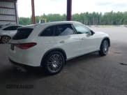 ✅ 2025 Mercedes-Benz GLC 300 • VIN: W1NKM4HB2SF381739 • Lot: 42691309. Listed on IAAI with 61 mi. Free auction sales archive from the USA and detailed vehicle history report at DreamBid. Image 4.