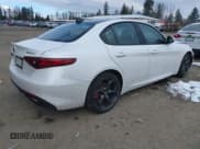 ✅ 2018 Alfa Romeo Giulia Ti Sport • VIN: ZARFAEEN4J7575502 • Лот: 41506566. Опубликован ранее на IAAI с пробегом 85 786 миль. Бесплатный доступ к архиву аукционных продаж из США и подробный отчёт об истории автомобиля на DreamBid. Изображение 4.