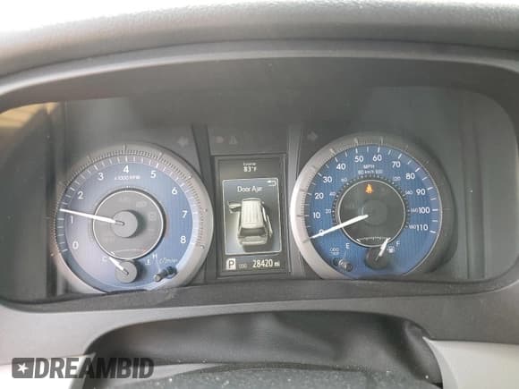 ✅ 2020 Toyota Sienna LE Auto Access Seat • VIN: 5TDKZ3DC4LS083406 • Lot: 59367425. Listed on Copart with 28,420 mi. Free auction sales archive from the USA and detailed vehicle history report at DreamBid. Image 9.