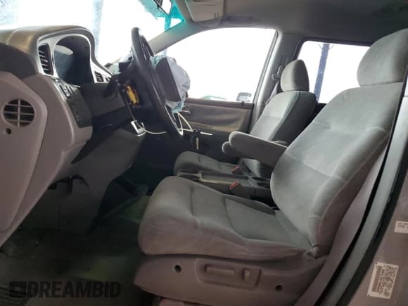 ✅ 2001 Honda Odyssey EX • VIN: 2HKRL18671H615663 • Lot: 84411165. Wystawiony na Copart z przebiegiem 261 523 mil. Bezpłatny archiwum sprzedaży aukcyjnych z USA i szczegółowy raport historii pojazdu na DreamBid. Zdjęcie 7.