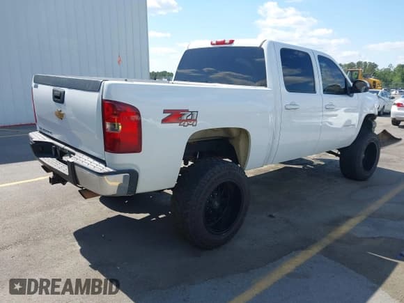 ✅ 2009 Chevrolet Silverado 1500 LT • VIN: 3GCEK23M79G289638 • Lot: 39254482. Listed on IAAI with 165,372 mi. Free auction sales archive from the USA and detailed vehicle history report at DreamBid. Image 4.