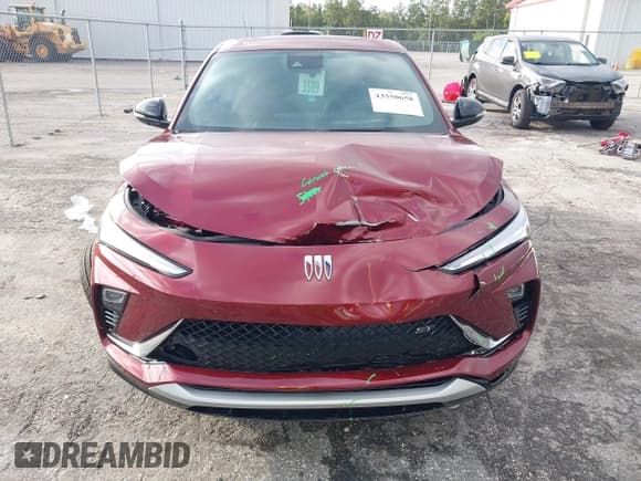 ✅ 2025 Buick Envista Sport Touring • VIN: KL47LBEP3SB147261 • Lot: 43550658. Wystawiony na IAAI z przebiegiem 7 995 mil. Bezpłatny archiwum sprzedaży aukcyjnych z USA i szczegółowy raport historii pojazdu na DreamBid. Zdjęcie 12.