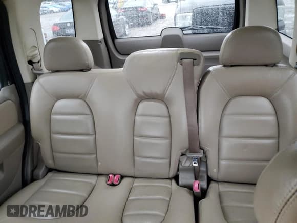 ✅ 2005 Ford Explorer XLT • VIN: 1FMZU63K35UA11887 • Lot: 45007395. Wystawiony na Copart z przebiegiem 275 405 mil. Bezpłatny archiwum sprzedaży aukcyjnych z USA i szczegółowy raport historii pojazdu na DreamBid. Zdjęcie 10.