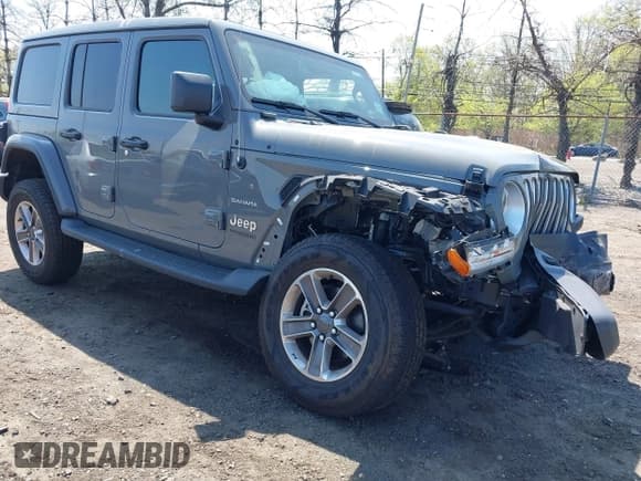✅ 2022 Jeep Wrangler Unlimited Sahara • VIN: 1C4HJXEM7NW206585 • Lot: 42102516. Listed on IAAI with 10,769 mi. Free auction sales archive from the USA and detailed vehicle history report at DreamBid. Image 1.