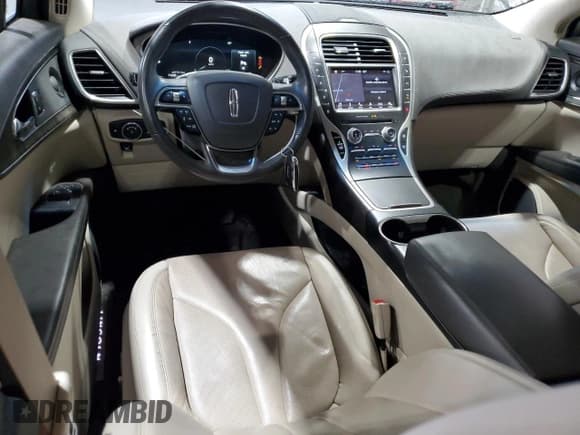 ✅ 2019 Lincoln Nautilus Reserve • VIN: 2LMPJ8L94KBL42783 • Lot: 64225285. Listed on Copart with 49,773 mi. Free auction sales archive from the USA and detailed vehicle history report at DreamBid. Image 8.