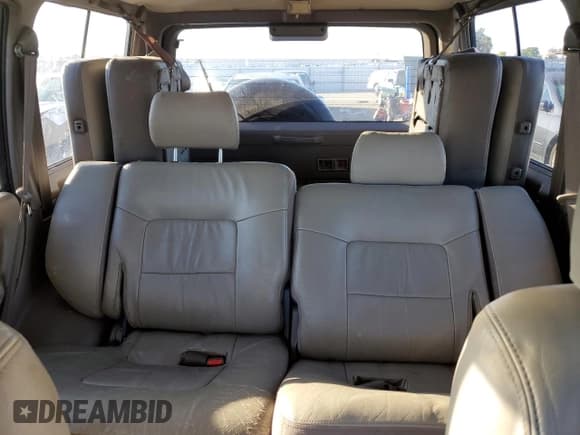 ✅ 1998 Mitsubishi Montero • VIN: JA4MR51R3WJ004705 • Лот: 87079595. Опубликован ранее на Copart с пробегом 173 505 миль. Бесплатный доступ к архиву аукционных продаж из США и подробный отчёт об истории автомобиля на DreamBid. Изображение 10.