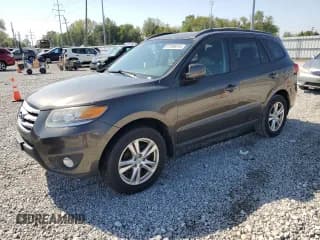 ✅ 2012 Hyundai Santa Fe SE • VIN: 5XYZH4AGXCG150697 • Lot: 81908615. Listed on Copart with 156,163 mi. Free auction sales archive from the USA and detailed vehicle history report at DreamBid. Image 1.