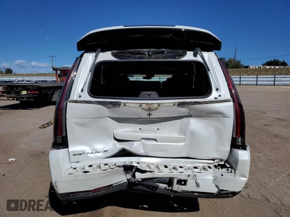 ✅ 2018 Cadillac Escalade Luxury • VIN: 1GYS4BKJ7JR162312 • Lot: 87119255. Listed on Copart with 70,663 mi. Free auction sales archive from the USA and detailed vehicle history report at DreamBid. Image 6.