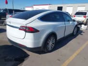 ✅ 2016 Tesla Model X P90D • VIN: 5YJXCAE40GF014533 • Lot: 42127096. Wystawiony na IAAI z przebiegiem 77 281 mil. Bezpłatny archiwum sprzedaży aukcyjnych z USA i szczegółowy raport historii pojazdu na DreamBid. Zdjęcie 4.