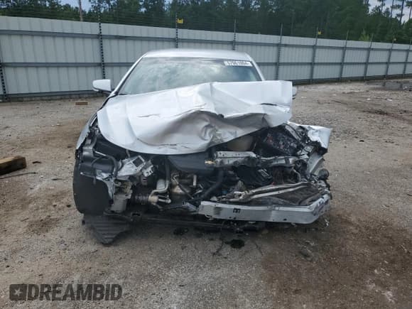 ✅ 2017 Chevrolet Impala LT • VIN: 2G1105S32H9171609 • Lot: 67061004. Wystawiony na Copart z przebiegiem Nie podano. Bezpłatny archiwum sprzedaży aukcyjnych z USA i szczegółowy raport historii pojazdu na DreamBid. Zdjęcie 5.