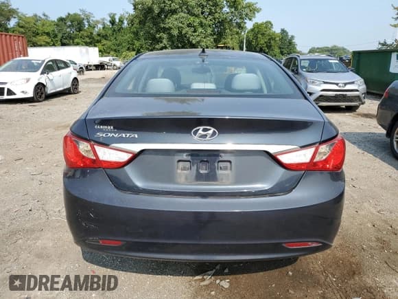 ✅ 2013 Hyundai Sonata GLS • VIN: 5NPEB4AC5DH659636 • Lot: 64940354. Listed on Copart with 67,800 mi. Free auction sales archive from the USA and detailed vehicle history report at DreamBid. Image 6.