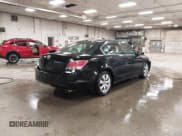 ✅ 2009 Honda Accord EX-L • VIN: 1HGCP26809A184687 • Lot: 43500662. Wystawiony na IAAI z przebiegiem 156 081 mil. Bezpłatny archiwum sprzedaży aukcyjnych z USA i szczegółowy raport historii pojazdu na DreamBid. Zdjęcie 4.