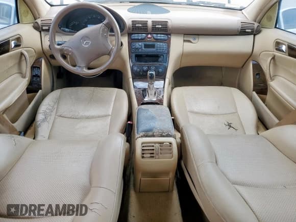 ✅ 2002 Mercedes-Benz C 230/260/280/320 • VIN: WDBRF61J02F236162 • Лот: 69544095. Опубликован ранее на Copart с пробегом Не указан. Бесплатный доступ к архиву аукционных продаж из США и подробный отчёт об истории автомобиля на DreamBid. Изображение 8.