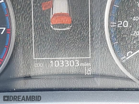 ✅ 2018 Toyota RAV4 LE • VIN: 2T3ZFREVXJW470869 • Lot: 43133197. Wystawiony na IAAI z przebiegiem 103 303 mil. Bezpłatny archiwum sprzedaży aukcyjnych z USA i szczegółowy raport historii pojazdu na DreamBid. Zdjęcie 15.