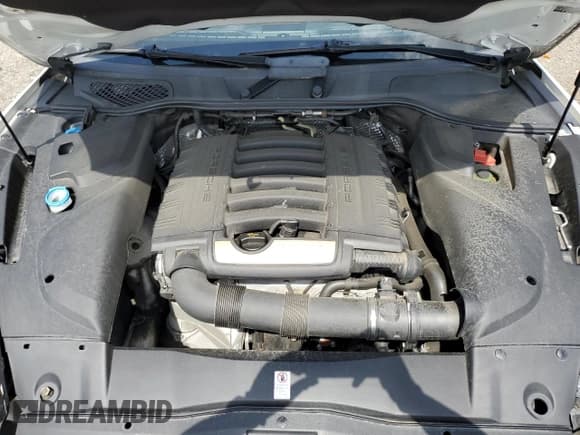 ✅ 2017 Porsche Cayenne • VIN: WP1AA2A20HKA90133 • Lot: 56017185. Listed on Copart with 90,815 mi. Free auction sales archive from the USA and detailed vehicle history report at DreamBid. Image 12.