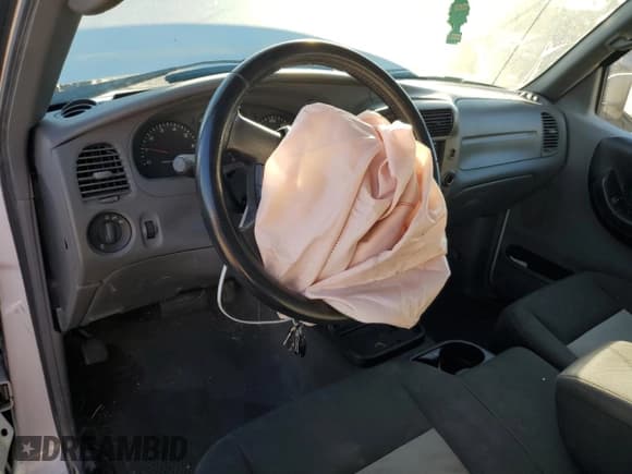 ✅ 2011 Ford Ranger XLT • VIN: 1FTKR1EEXBPA12501 • Lot: 86212375. Listed on Copart with 109,493 mi. Free auction sales archive from the USA and detailed vehicle history report at DreamBid. Image 8.