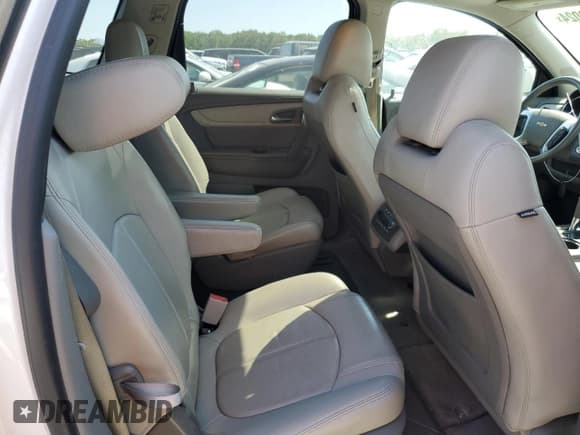 ✅ 2016 Chevrolet Traverse LT • VIN: 1GNKRHKD3GJ172239 • Lot: 67570024. Wystawiony na Copart z przebiegiem Nie podano. Bezpłatny archiwum sprzedaży aukcyjnych z USA i szczegółowy raport historii pojazdu na DreamBid. Zdjęcie 11.