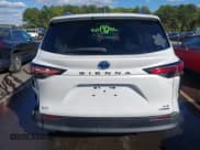 ✅ 2022 Toyota Sienna XLE • VIN: 5TDYRKEC0NS087877 • Lot: 43385541. Listed on IAAI with 102,212 mi. Free auction sales archive from the USA and detailed vehicle history report at DreamBid. Image 17.