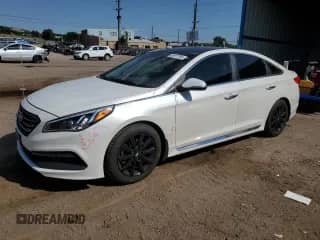 2016 Hyundai Sonata Sport z VIN 5NPE34AF6GH306124, wystawiony jako Copart lot #69877755 z przebiegiem 139 614 mil mil oraz Szkoda całkowita • Salvage title. Historia ofert i sprzedaży dostępna na DreamBid. Obrazek 1.