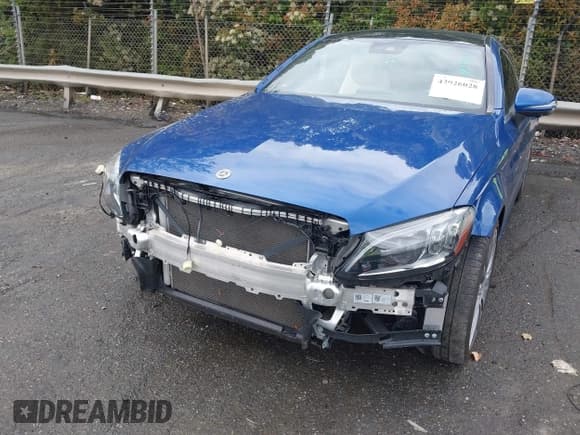 ✅ 2023 Mercedes-Benz C 300 • VIN: W1KWJ8DB2PG130077 • Лот: 42026028. Опубликован ранее на IAAI с пробегом 13 263 миль. Бесплатный доступ к архиву аукционных продаж из США и подробный отчёт об истории автомобиля на DreamBid. Изображение 6.