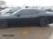 ✅ 2015 Dodge Challenger R/T Scat Pack • VIN: 2C3CDZFJ3FH733044 • Lot: 43436878. Wystawiony na IAAI z przebiegiem 53 386 mil. Bezpłatny archiwum sprzedaży aukcyjnych z USA i szczegółowy raport historii pojazdu na DreamBid. Zdjęcie 14.
